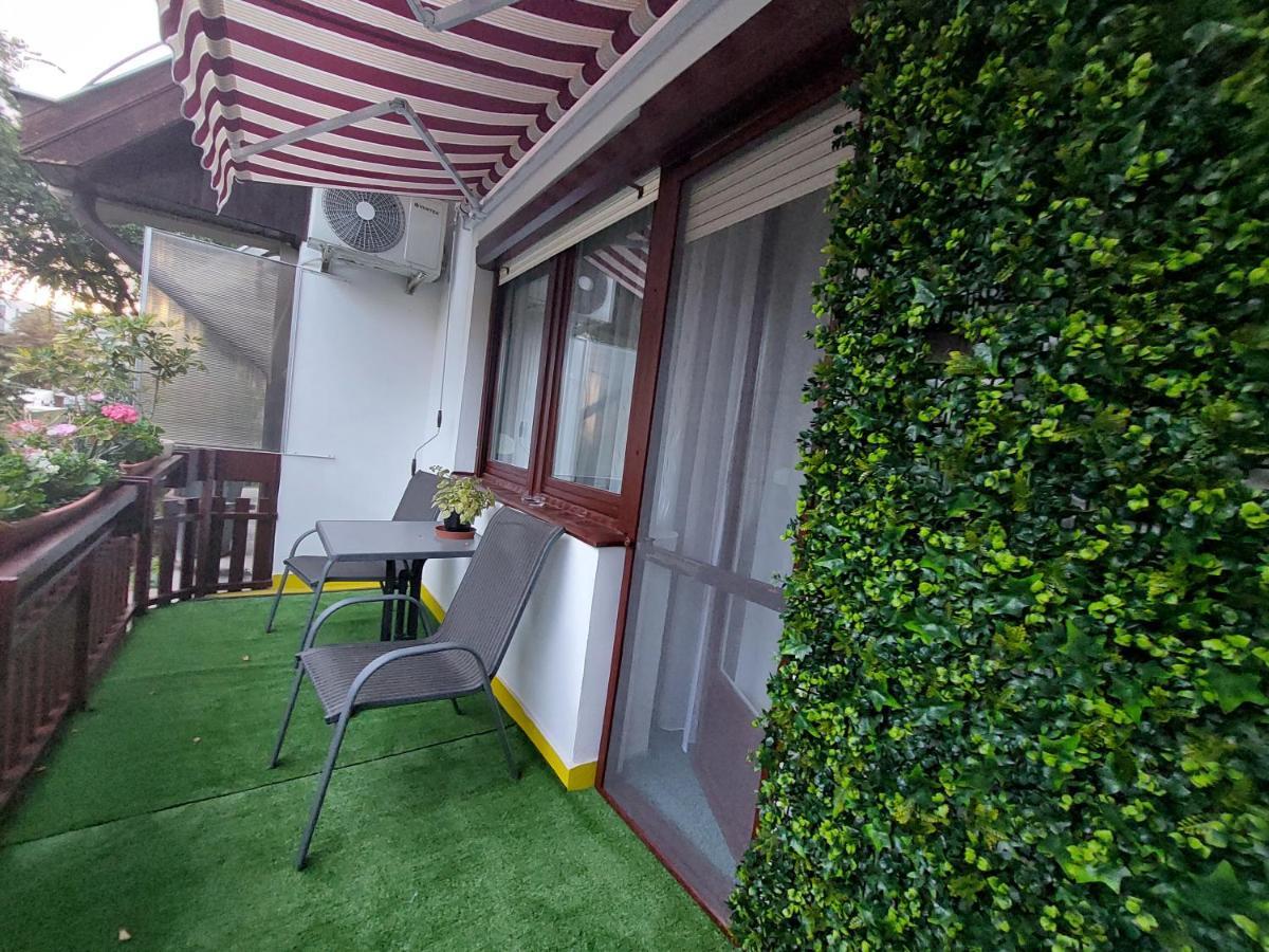 Summer House Emeleti Szoba Debrecen Luaran gambar